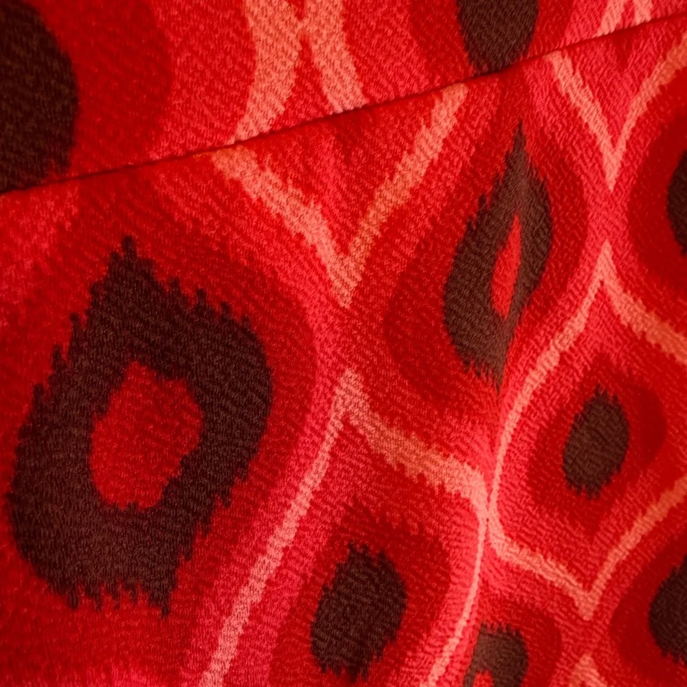 Lularoe Womens Red Geometric Pattern
Stretch Knee Length Skirt Size 3X. - Picture 4 of 4